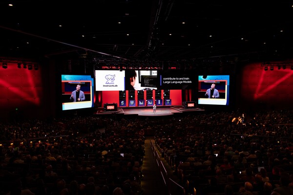 레드햇 서밋 키노트