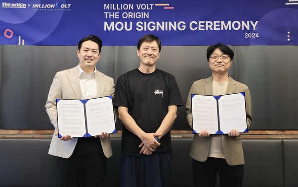 정재식 디오리진 대표와 디오리진 조민수 감독, 밀리언볼트 맹주공 대표(왼쪽부터)