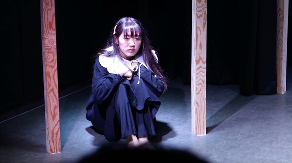 연극 은빛 고아원의 계절 중에서