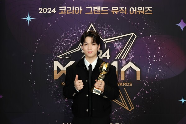 FNC엔터테인먼트 제공