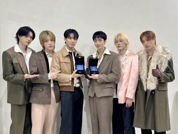 FNC엔터테인먼트 제공