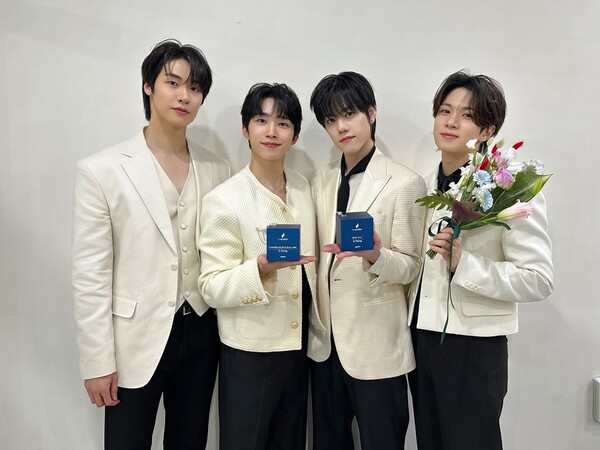 FNC엔터테인먼트 제공