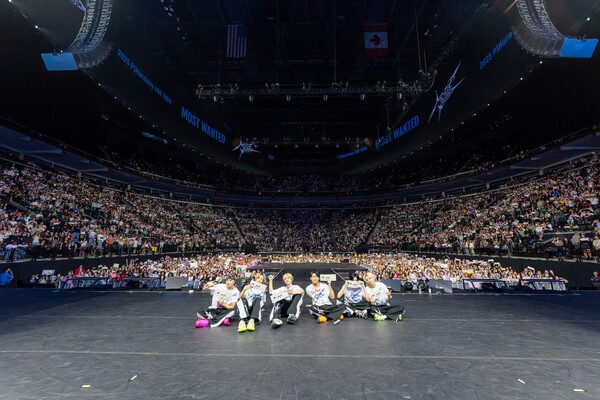 사진 MICHAEL H KIM