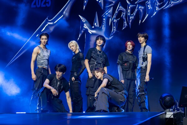 사진 MICHAEL H KIM