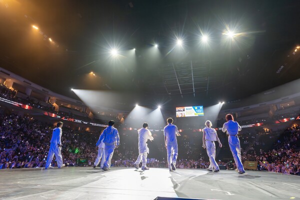 사진 MICHAEL H KIM